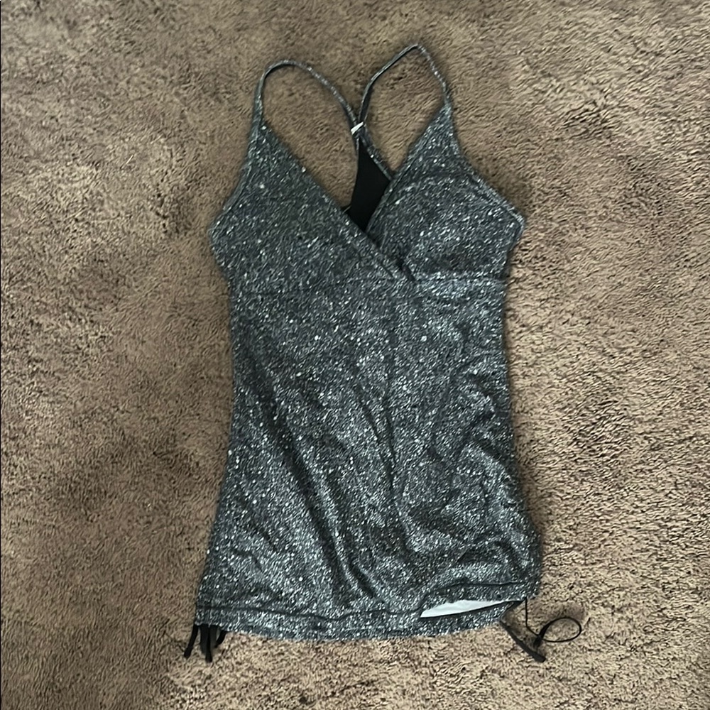 RARE LULULEMON 🩶 Workout tank